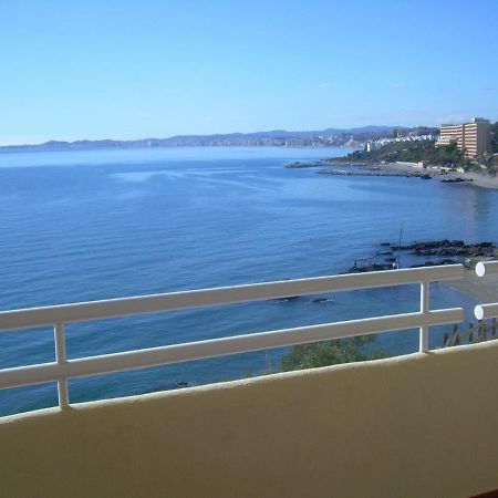 Holidays2Benalmadena Torrequebrada Sea View Front Beach With Pool Parking & Terraces Εξωτερικό φωτογραφία