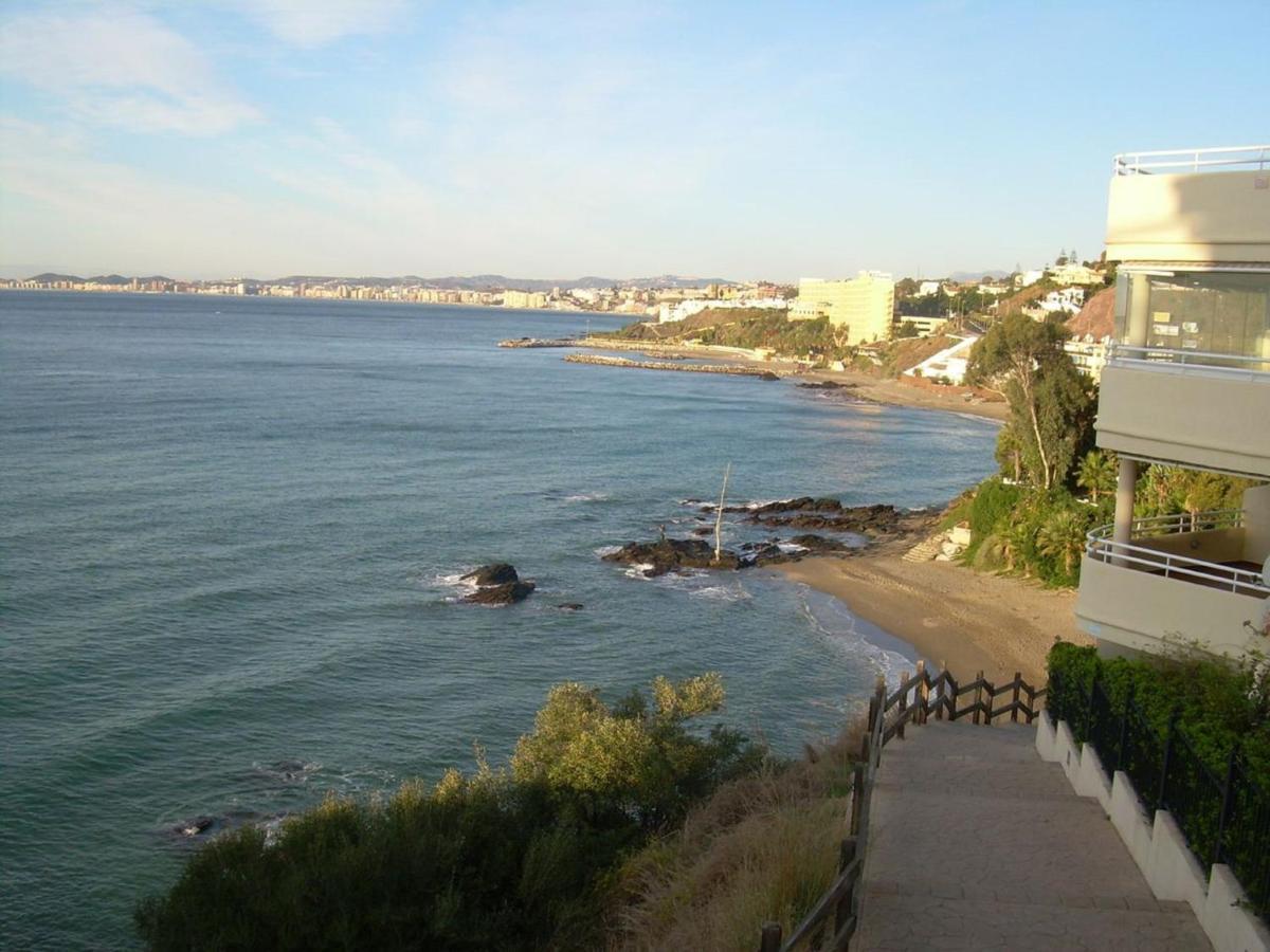 Holidays2Benalmadena Torrequebrada Sea View Front Beach With Pool Parking & Terraces Εξωτερικό φωτογραφία