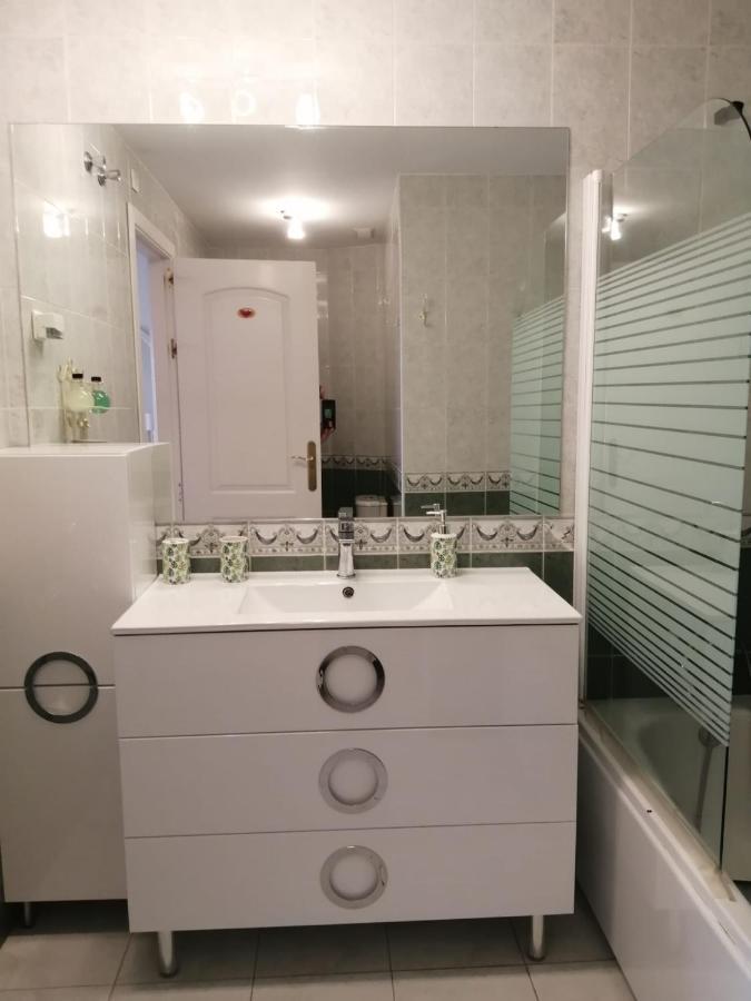 Holidays2Benalmadena Torrequebrada Sea View Front Beach With Pool Parking & Terraces Εξωτερικό φωτογραφία